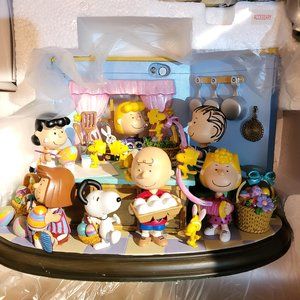 Peanuts Charlie Brown, danbury mint, It's the Easter Beagle scene